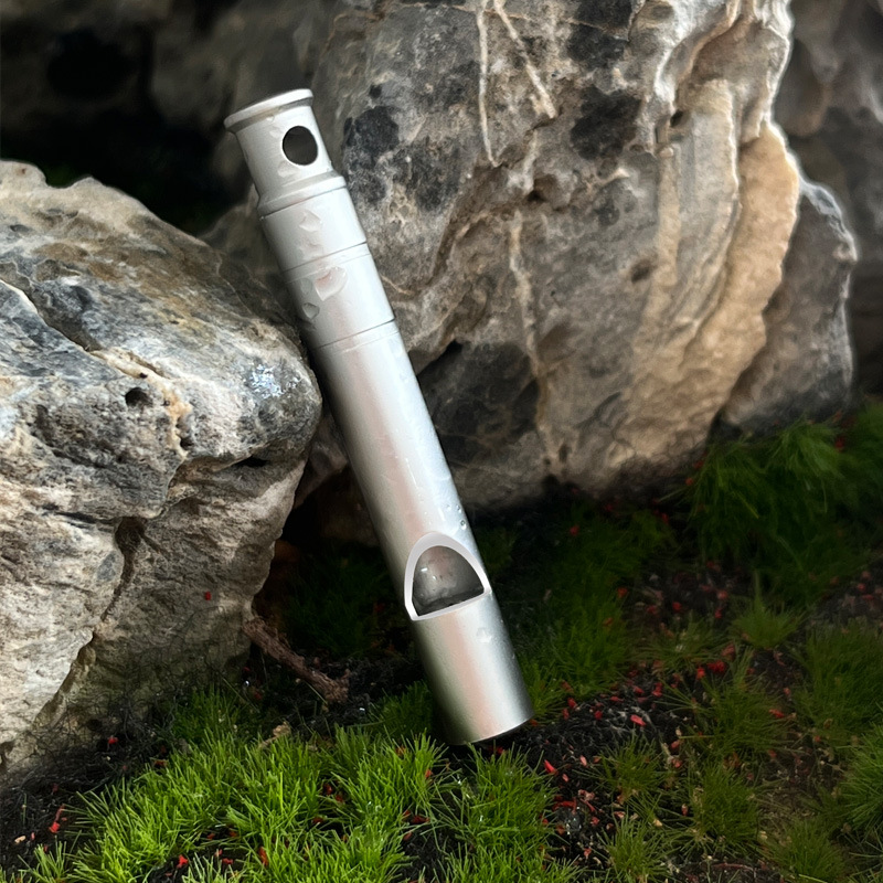 Titanium Alloy Survival Whistl - Emergency Whistle Loud のレビューと価格