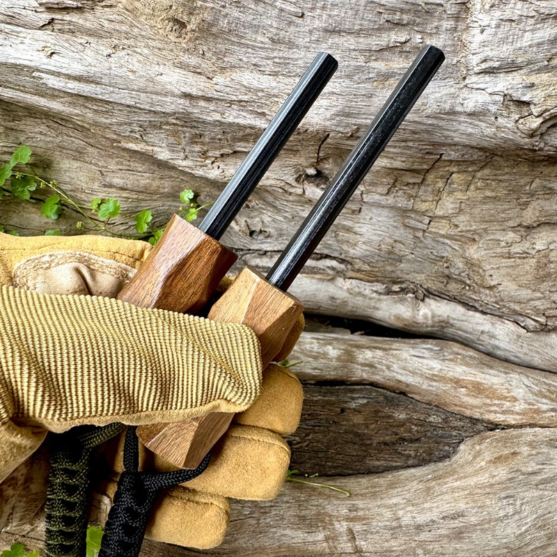 New Outdoor Flint Fire Starter - Magnesium Fire Starter のレビューと価格