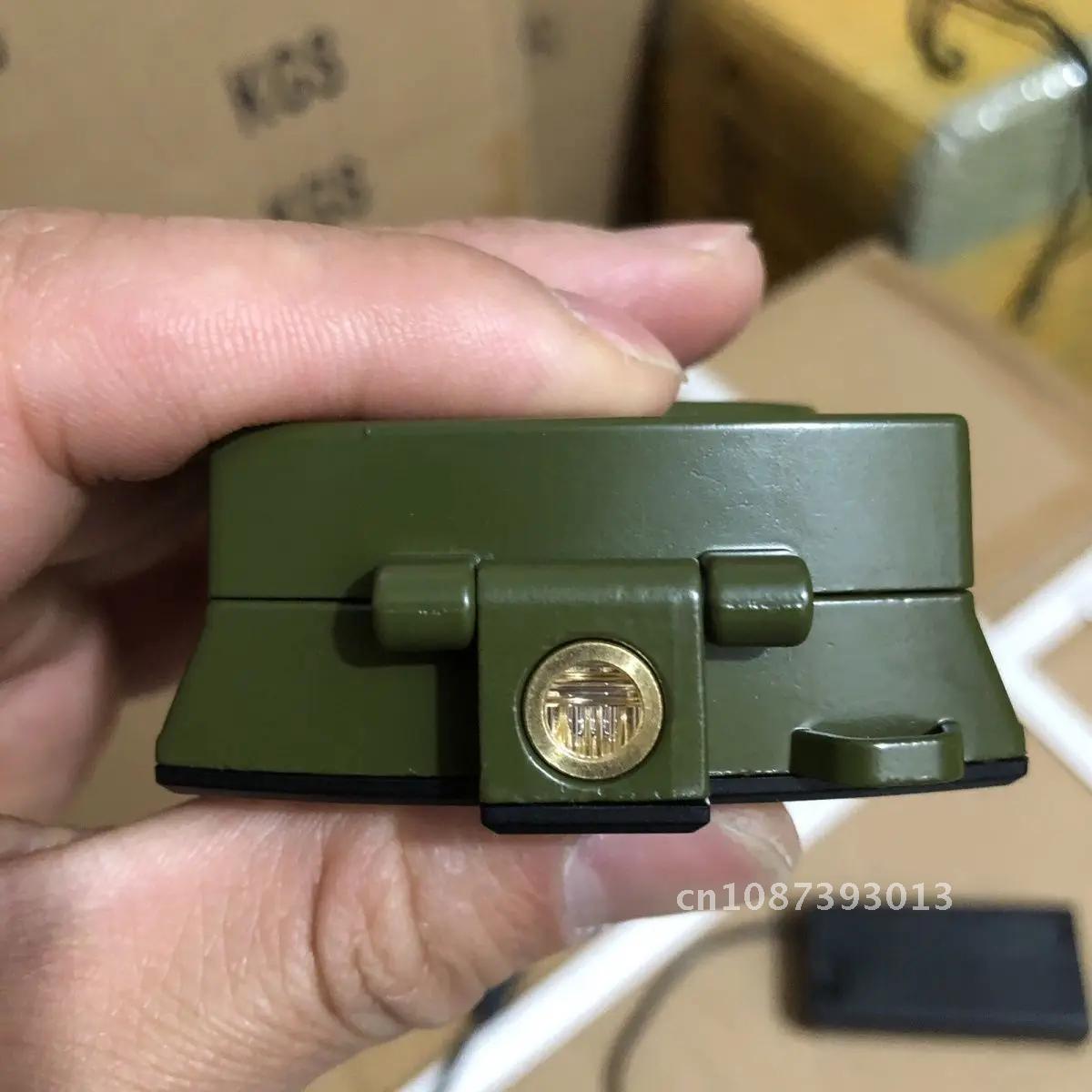 Compass Laser Heaven Earth Ear - Compass Lensatic のレビューと価格