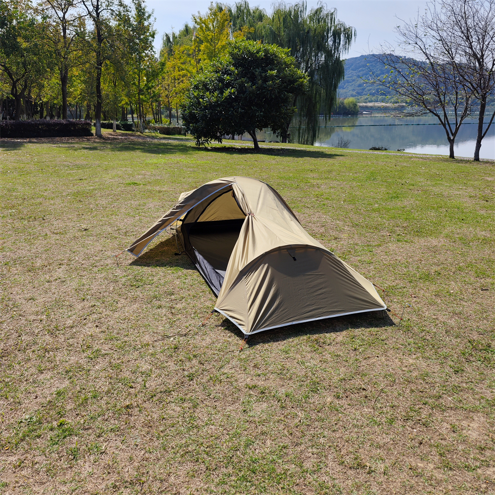 2024 Backpacking Tent 1 Person - Emergency Mylar Tent のレビューと価格